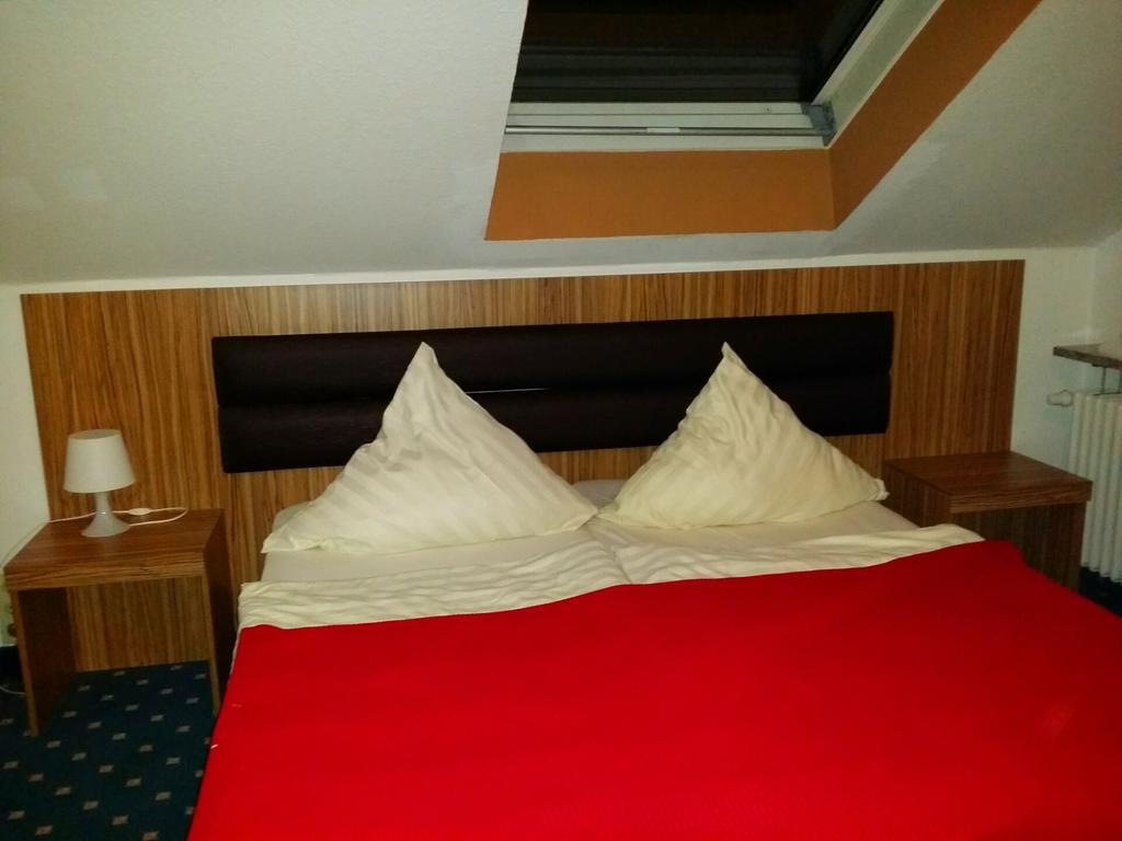Abant Hotel Frankfurt Obertshausen Exterior photo